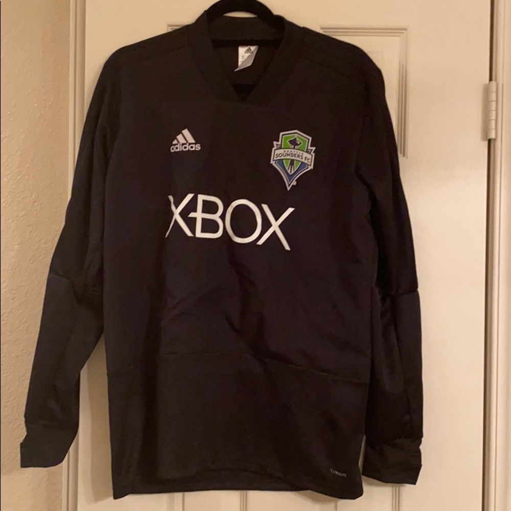 ✨ Sold ✨ Seattle Sounders Training Top Longsleeve